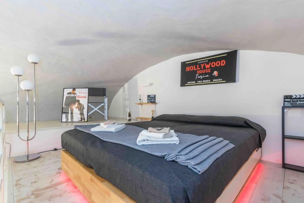 Апартаменты Hollywood Housein The Heart Of Турин Экстерьер фото