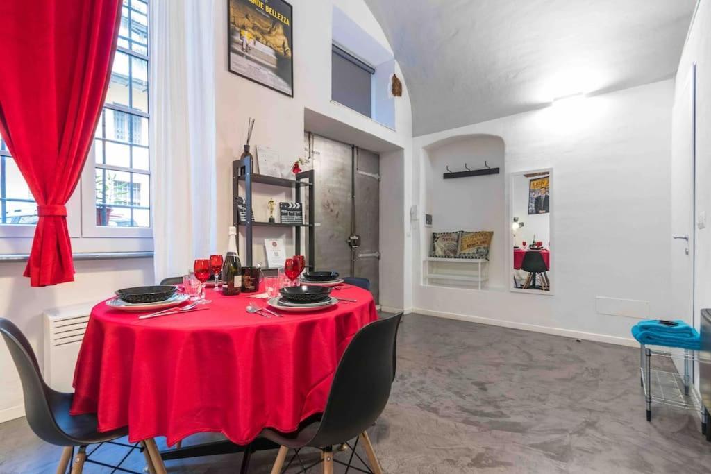Апартаменты Hollywood Housein The Heart Of Турин Экстерьер фото